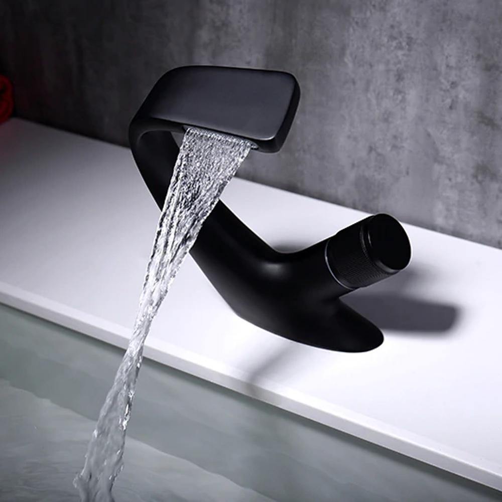 Austin-Bathroom-Sink-Faucet-11.jpg