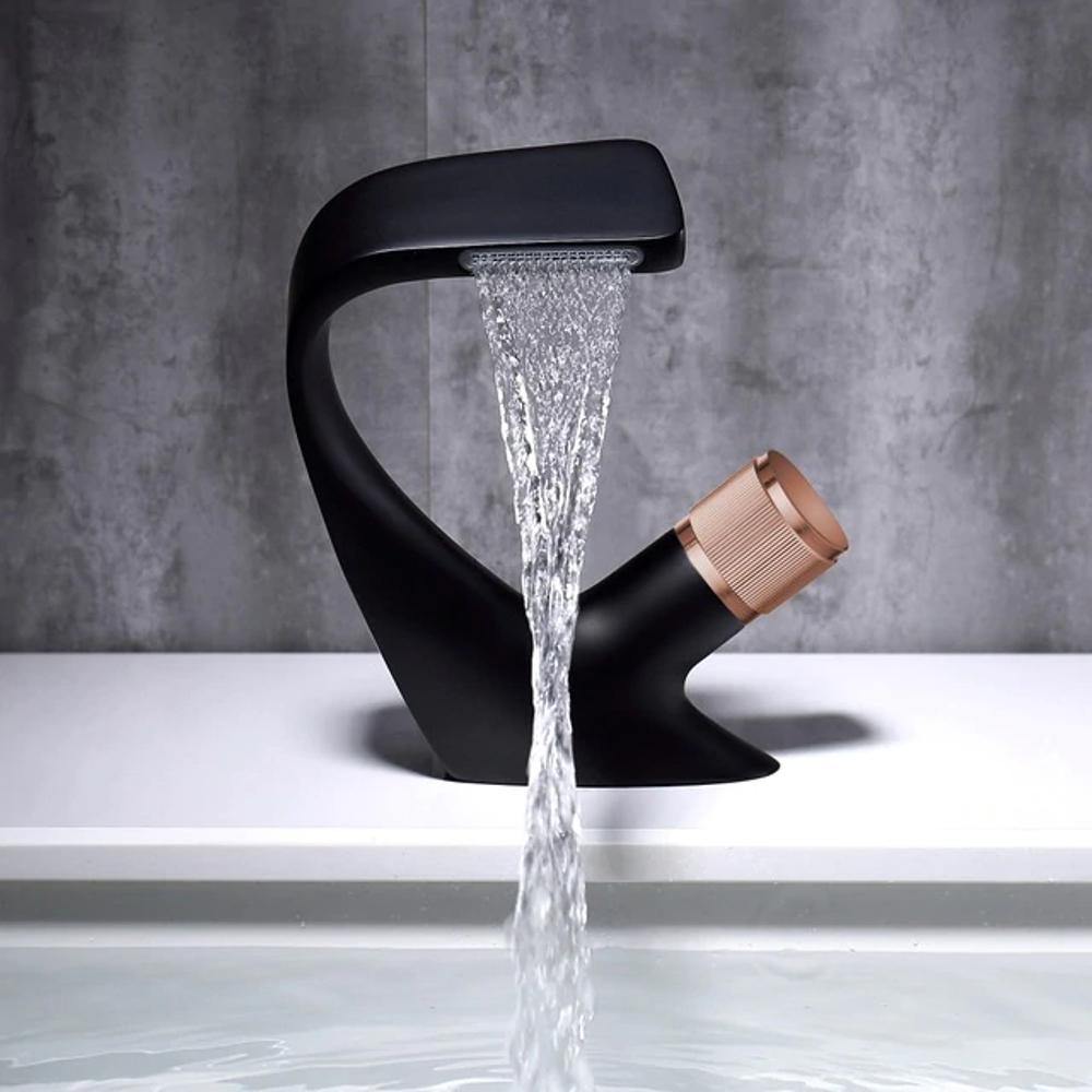 Austin-Bathroom-Sink-Faucet-2.jpg