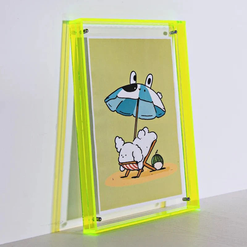 coloured-transparent-acrylic-picture-frame-329759.webp